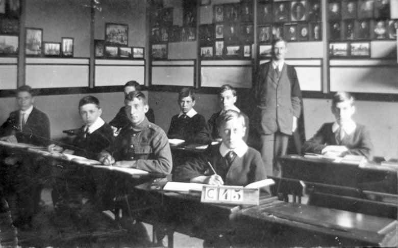 1914 - Archivist Maister Class